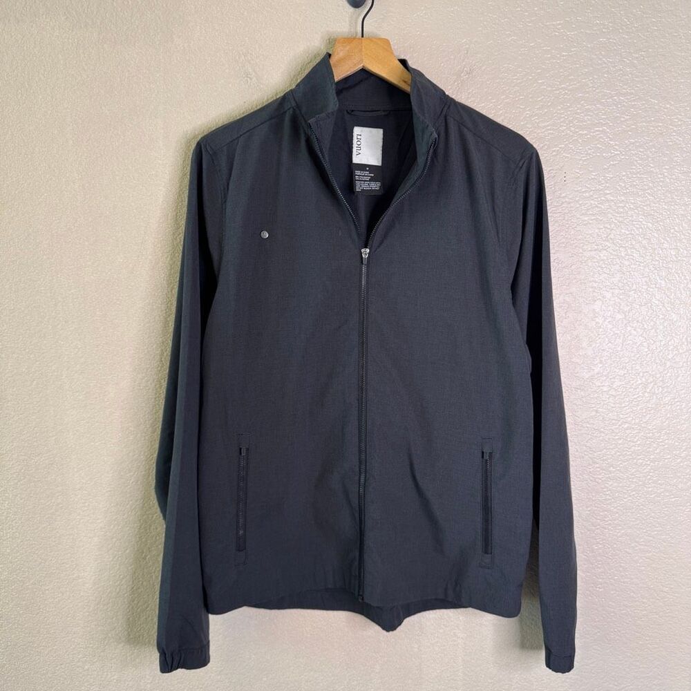Vuori Men's Venture Track Jacket Charcoal Gray Size M Full Zip Lightweight V536